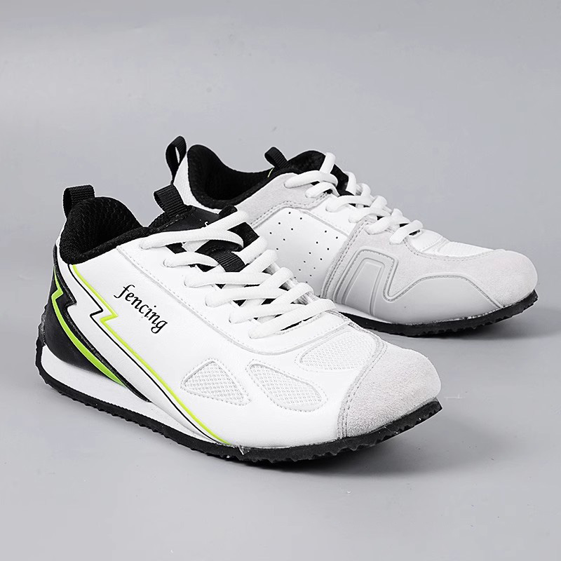 Sepatu Anggar Anak Baru 2025 S - Badminton Kids ulasan dan harga